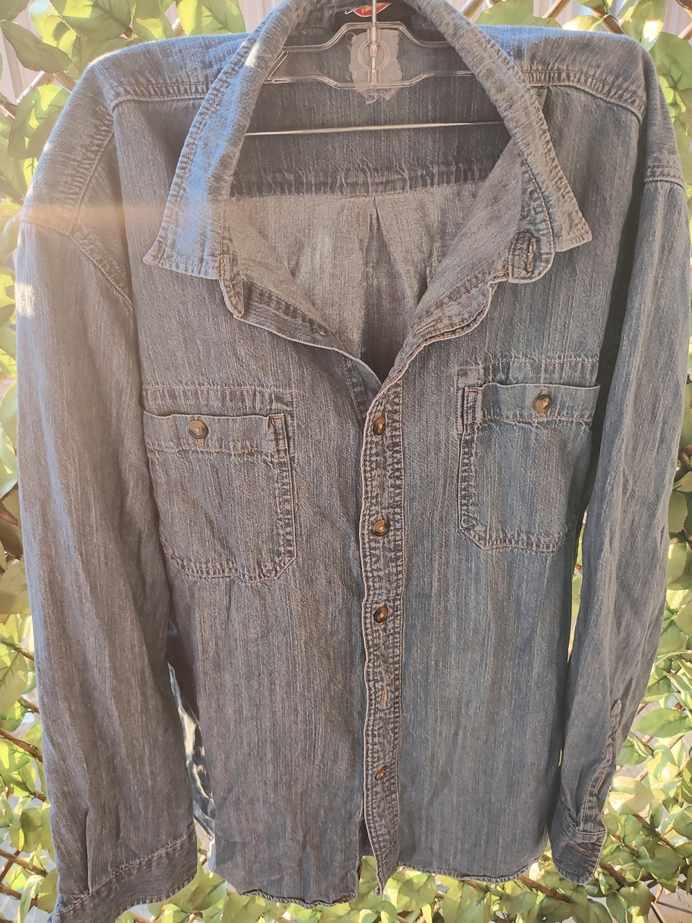 Dickies Classic Denim Button-Up Shirt in Washed Blue
